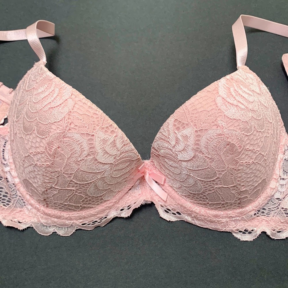 Lacy Pink Padded Bra